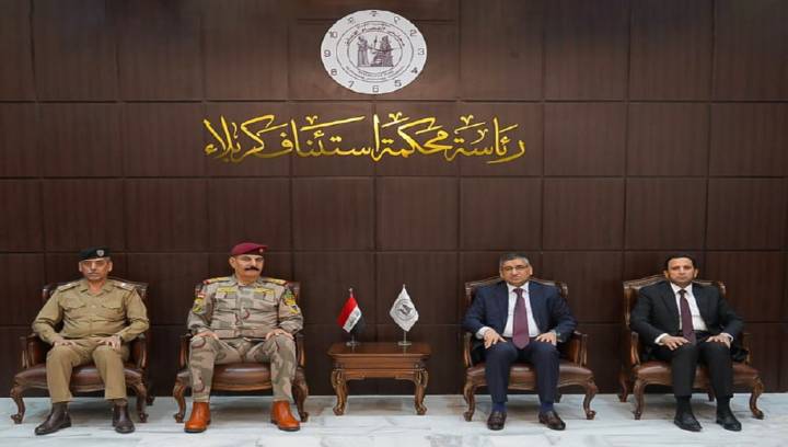 محكمة كربلاء تعقد اجتماعًا مع قائد عمليات المحافظة لمناقشة التعاون بين المؤسسة القضائية والأمنية